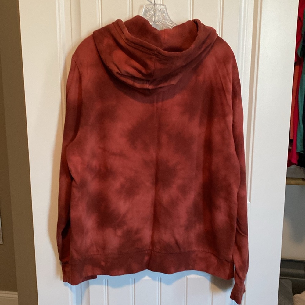 New Without Tags Old Navy Tie-Died Hoodie - Picture 2 of 6